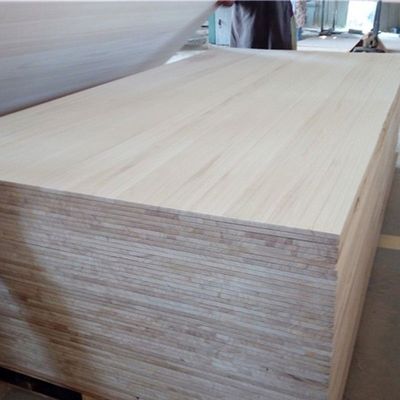 Conteúdo de umidade 8%-12% Tabuleiro de madeira Paulownia para design contemporâneo