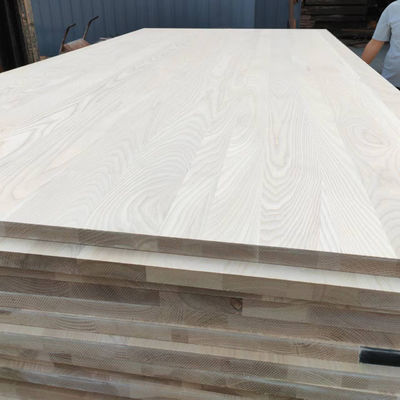 Painel de cinzas sólidas personalizado Painel de madeira sólida natural ou de pintura Conteúdo de umidade 8-12%