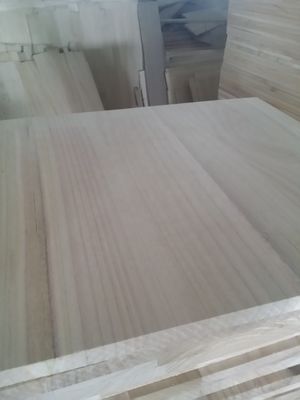 Serviço pós-venda E1/E0 Grade Edge Glue Poplar Solid Board for Modern Interior Hotel