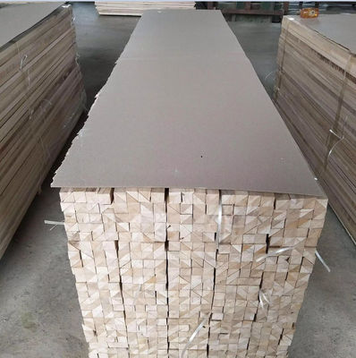 Paulownia Batten Triângulo Quadrado Chamfer Faixas de madeira com capacidade de solução de projetos