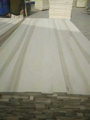 Serviço pós-venda E1/E0 Grade Edge Glue Poplar Solid Board for Modern Interior Hotel