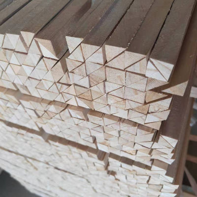 11 mm x 11 mm Chafaras de madeira Paulownia Triângulo Faixas de madeira com teor de umidade 8%-12%