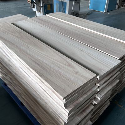 Obtenha o melhor valor com a venda e serviço pós-venda de madeira de Paulownia de grau AA