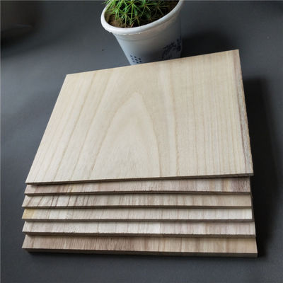 Tabela de quebra de artes marciais de Paulownia 225x300mm para prática de taekwondo espessura 3-30MM