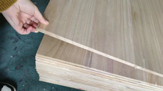 Teor de humidade 8%-12% Painel de madeira maciça Paulownia Madeira M3 para decoração de escritório em casa