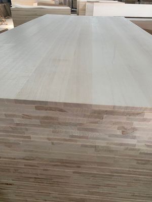 18 mm Tabuleiro de madeira maciça de abóbora para painéis de design personalizados 100-1220 mm Largura Populus spp