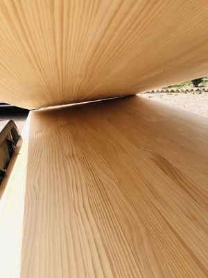 480-550 kg/m3 Três camadas de painel de pinho radiado Material sólido de madeira para outros Capacidade de solução de projeto