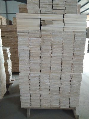 Mobiliário de gaveta Painéis de fundo de papelão em forma de ranhuras duráveis Popolar Paulownia Pinheiro para móveis