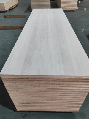 Construção Construção Paulownia branqueada Madeira de solo 4X8 Madeira de madeira Preços 300kg/m3