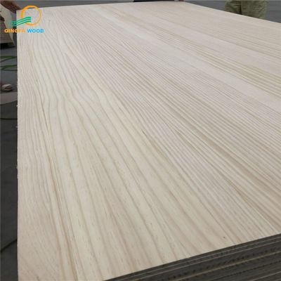 Estilo de Design Tradicional Folhas de Madeira de Pinheiro da Zelândia Com Densidade 480-550kg/M3