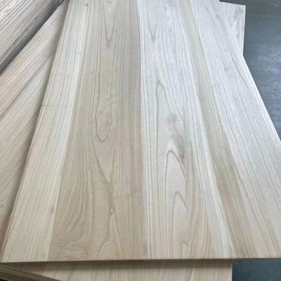 Moderno design Paulownia Placa sólida Largura 100-1220mm para aplicações decorativas