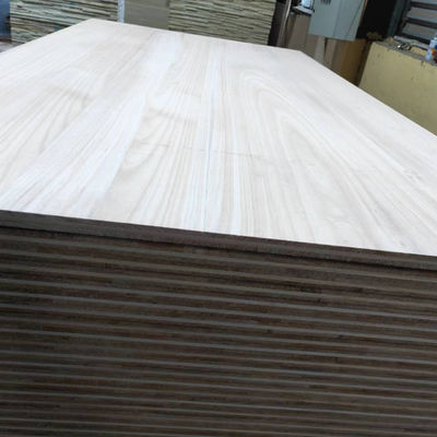 FSC 100% Certificado Painéis de mobília multicamadas com material de tabuleiro de madeira Paulownia