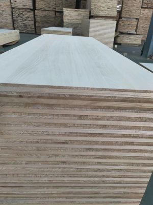 Teor de humidade de 8%-12% de madeira maciça embrulhada painéis de madeira de paulownia para decoração de interiores