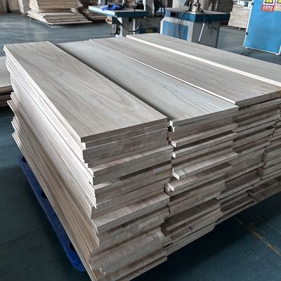 Tabela de madeira maciça personalizada de 2440x1220 ou 1200x600 com teor de umidade de 8% a 12%