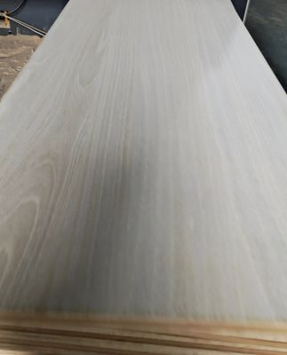 Materiais de portas de madeira maciça Paulownia Painel de madeira para capacidade de solução de projetos
