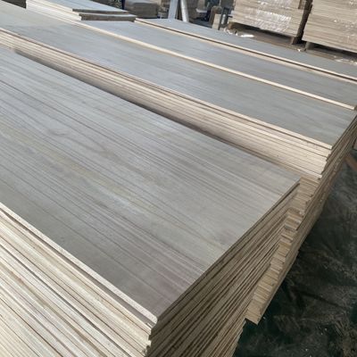 Fabricação de madeira em casa Densidade 8 mm Tábuas de madeira Paulownia com Densidade 280-300kgs/cbm