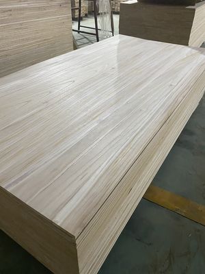 Dimensões personalizadas de madeira de borda de cola Paulownia 1220x2440 para devolução e substituição