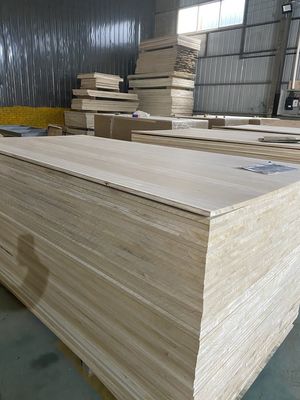 Dimensões personalizadas de madeira de borda de cola Paulownia 1220x2440 para devolução e substituição