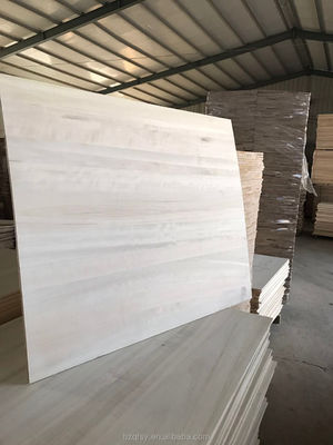 1220x2440mm Qingfa Paulownia Wood Board com serviço pós-venda