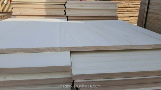 1220x2440mm Qingfa Paulownia Wood Board com serviço pós-venda
