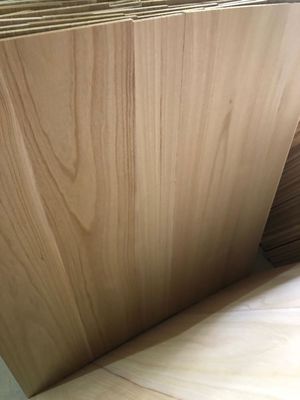 2440x1220 ou 1200x600 Tamanho 12 mm Painel de madeira de Paulownia comprimido com certificado FSC