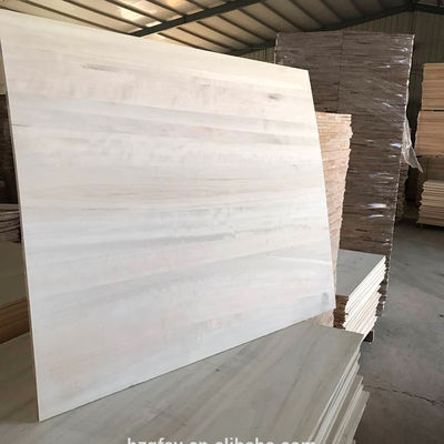 Folhas de madeira Paulownia para design contemporâneo grau AA AB BC por Qingfa