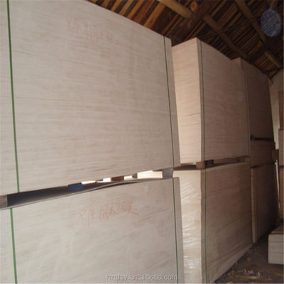 Conteúdo de umidade 8%-12% Tabuleiro de madeira Paulownia para design contemporâneo
